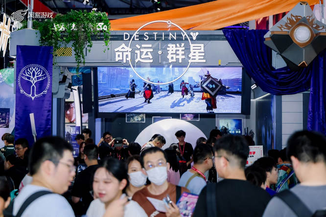 图片7 命运·群星单游戏展台.jpg